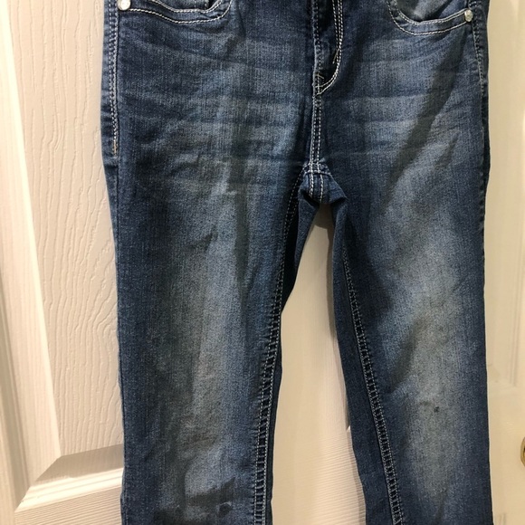 Wall Flower boot cut jean embroidered pockets - Picture 4 of 8